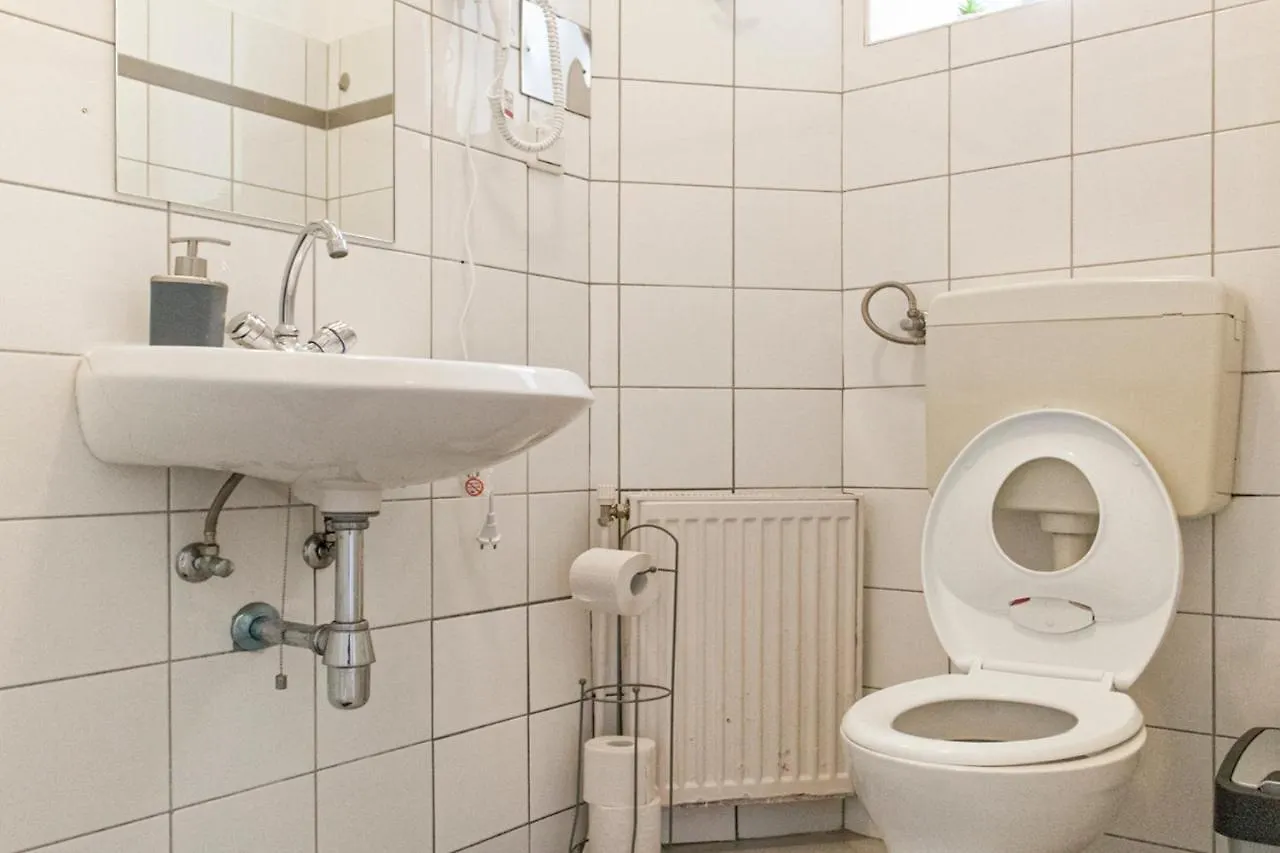 Fulfilling 2Br Apt. Very Central And Good Located Vienna Apartment